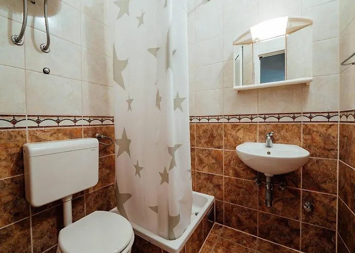 Tina 2 Appartement Baška Voda